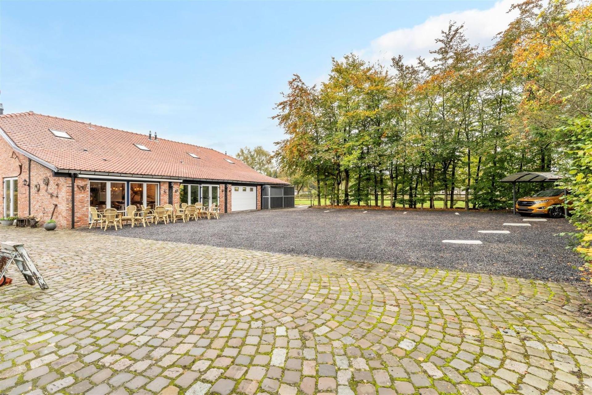 B&B De Kroonhoeve Beringen Exterior foto